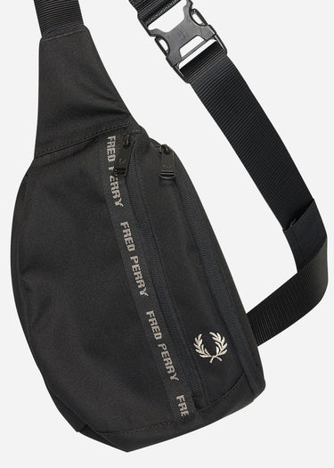 Fred Perry Tassen Fp taped sling bag - black warm grey