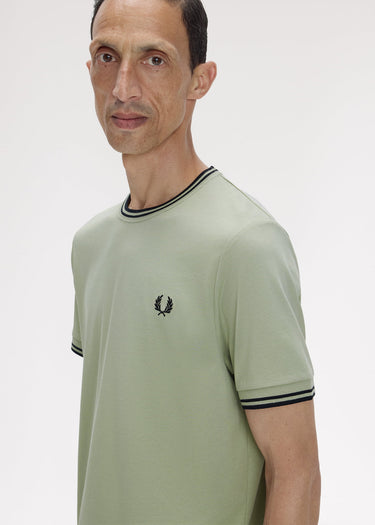 Fred Perry T-shirts Twin tipped t-shirt - seagrass black (Copy)