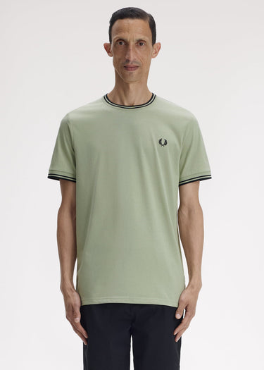 Fred Perry T-shirts Twin tipped t-shirt - seagrass black (Copy)