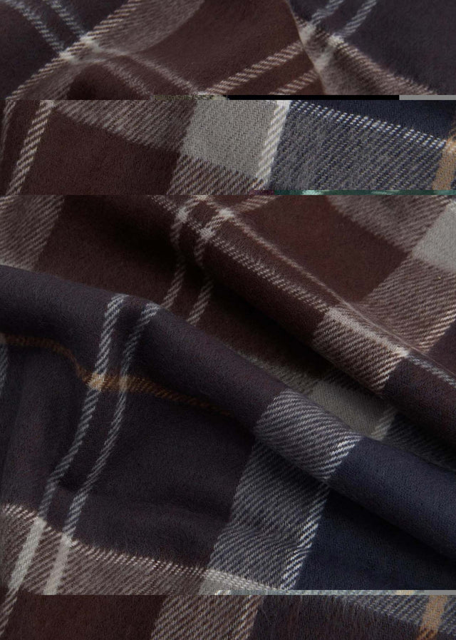 Barbour Sjaals Swinton beanie and Galingale scarf gift set - midnight oak