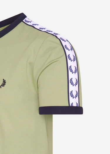 Fred Perry T-shirts Taped ringer t-shirt - seagrass