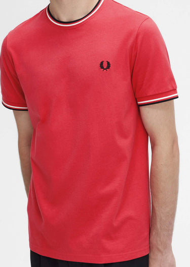 Fred Perry T-shirts Twin tipped t-shirt - washed red