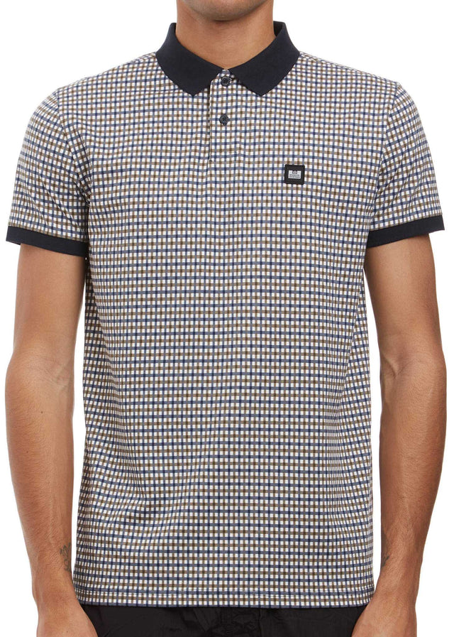 Weekend Offender Polo's Felder - house check