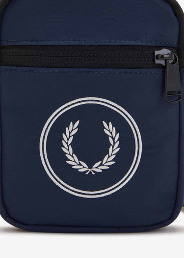 Fred Perry Tassen Circle branded small side bag - navy