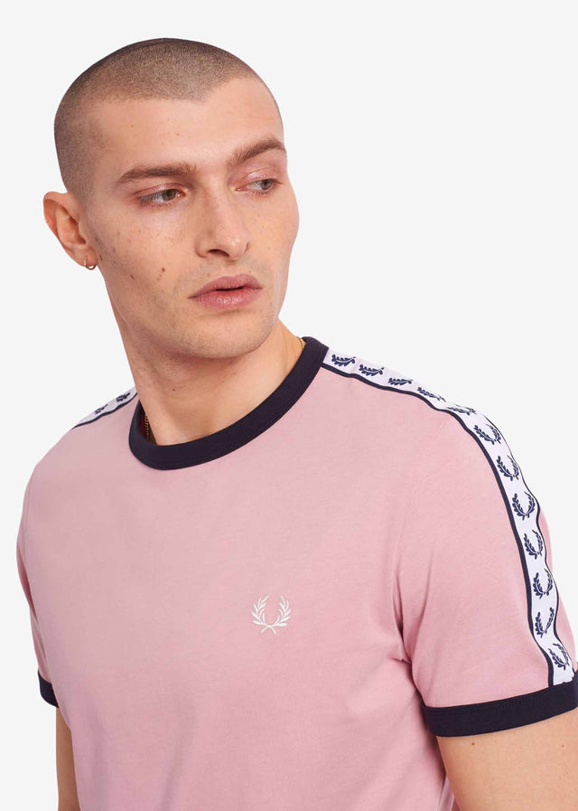 Fred Perry T-shirts Taped ringer t-shirt - chalky pink