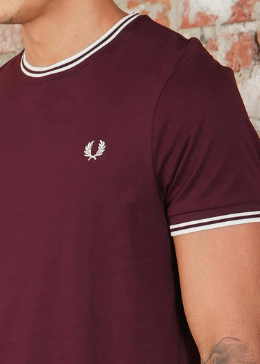 Fred Perry T-shirts Twin tipped t-shirt - oxblood ecru