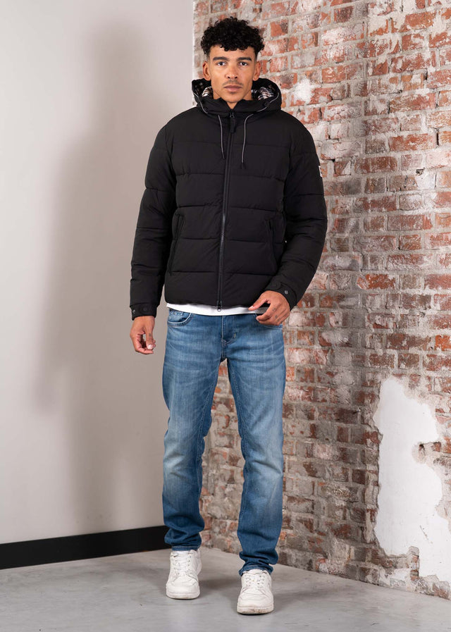 Aquascutum Jassen Sp hooded puffer - black