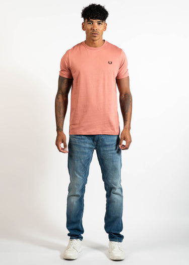 Fred Perry T-shirts Ringer t-shirt - putty pink