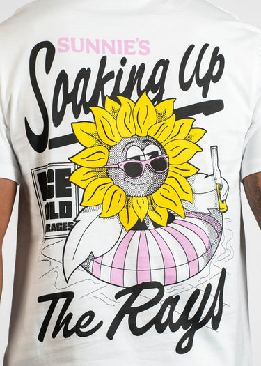 Lyle & Scott T-shirts Sunnies pool bar graphic t-shirt - white