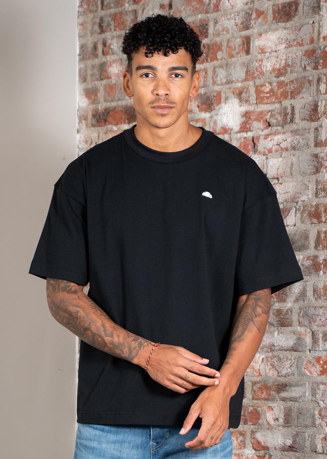 Ellesse T-shirts Salucha tee - black