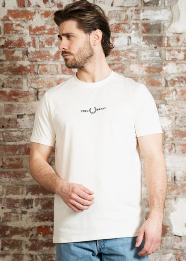 Fred Perry T-shirts Embroidered t-shirt - ecru