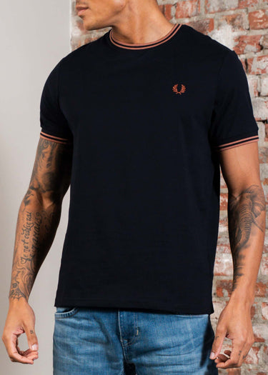 Fred Perry T-shirts Twin tipped t-shirt - navy cinnamon