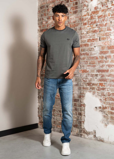 Fred Perry T-shirts Twin tipped t-shirt - Field Green Black