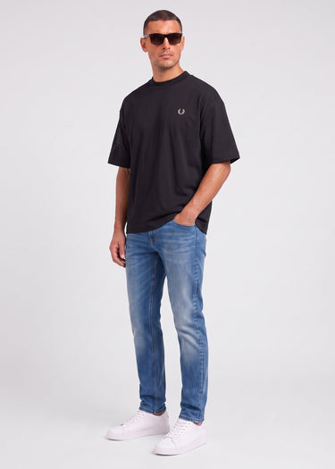 Fred Perry T-shirts Reflective laurel wreath t-shirt logo on side - black