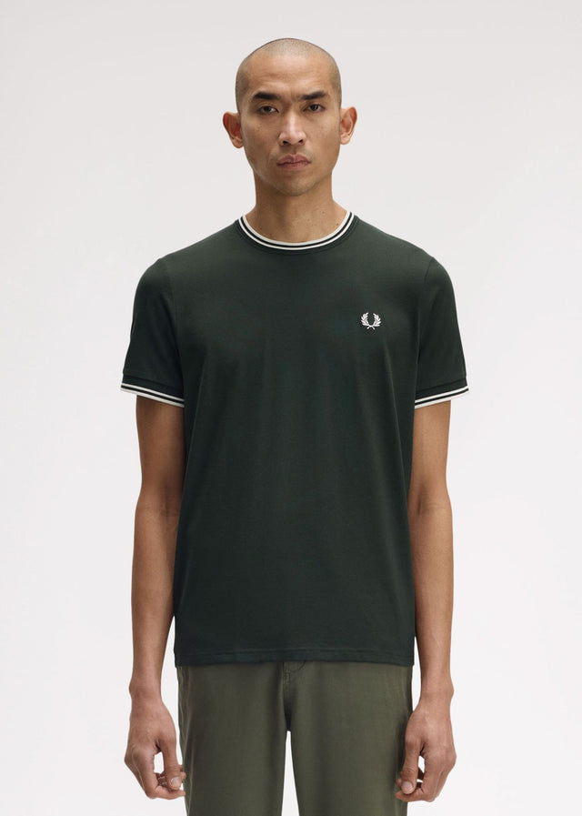 Fred Perry T-shirts Twin tipped t-shirt - night green snow white