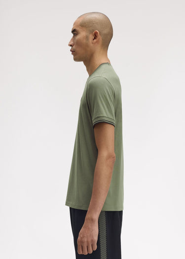 Fred Perry T-shirts Twin tipped t-shirt - laurel wreath green black
