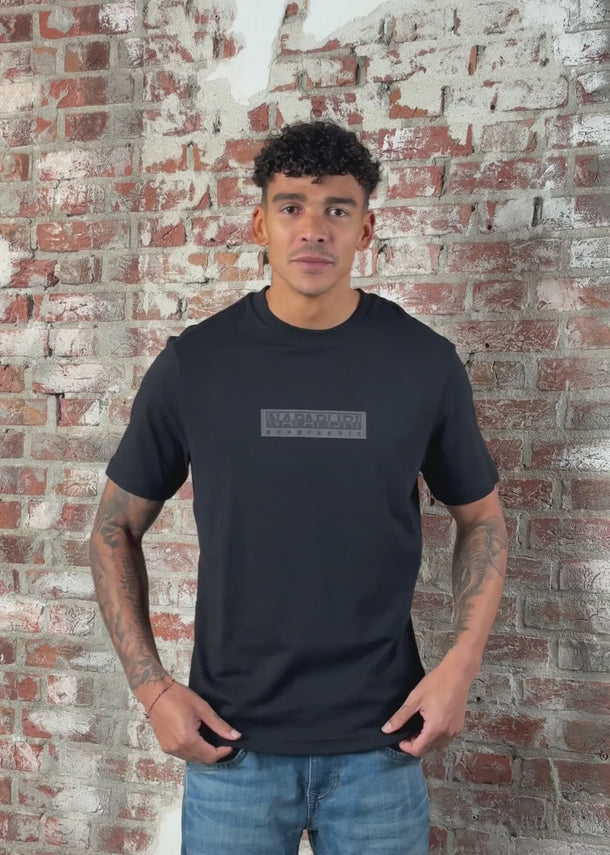 Napapijri T-shirts S box logo SS 1 - black beauty
