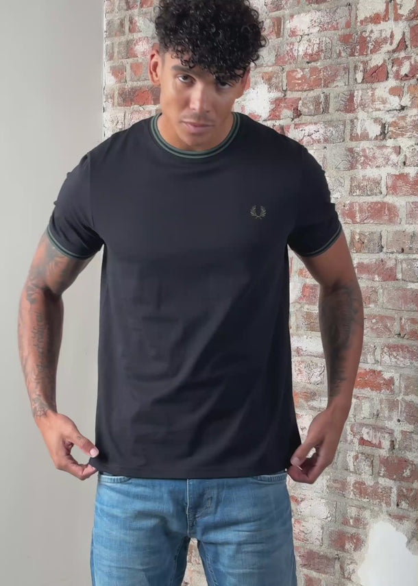 Fred Perry T-shirts Twin tipped t-shirt - Black Court Green
