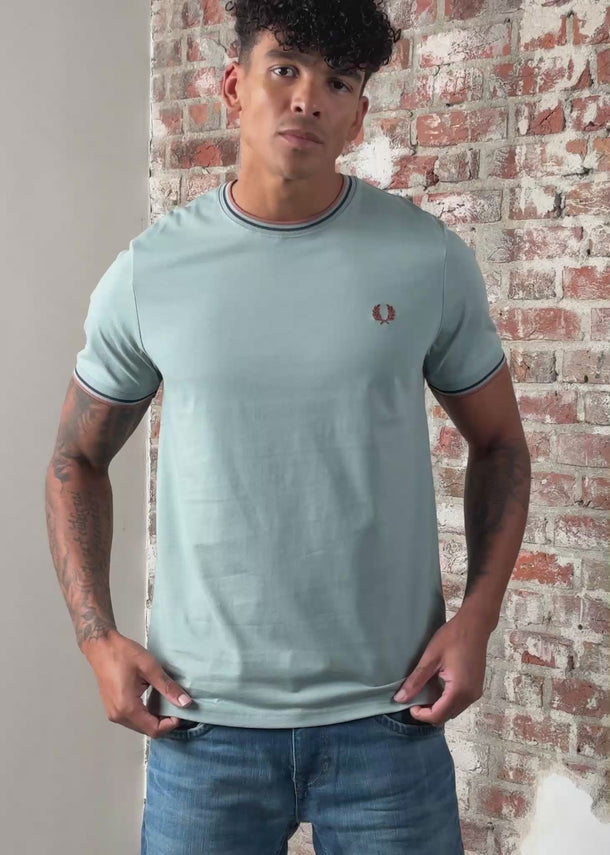Fred Perry T-shirts Twin tipped t-shirt - Silver Blue Tennis Blue Cinnamon