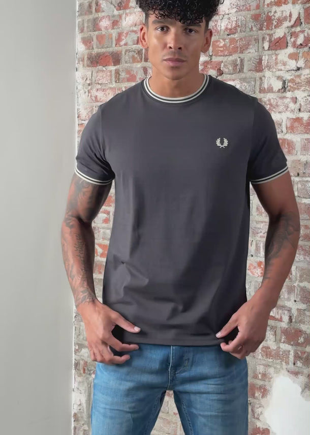 Fred Perry T-shirts Twin tipped t-shirt - Anchor Grey Oatmeal