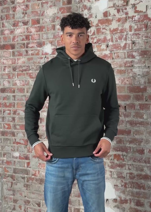 Fred Perry Hoodies Tipped hooded sweatshirt - night green snow white