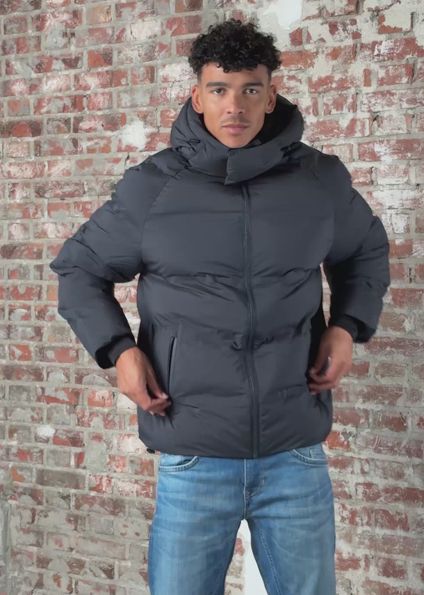 Lyle & Scott Jassen Welded wadding jacket - jet black