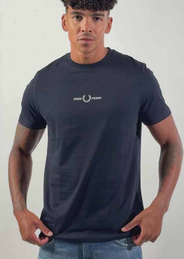 Fred Perry T-shirts Embroidered tshirt - navy