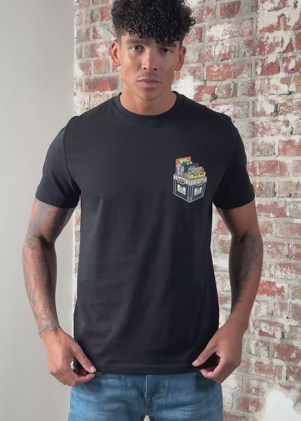 Weekend Offender T-shirts Diggin - black