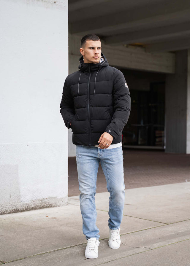 Aquascutum Jassen Sp hooded puffer - black