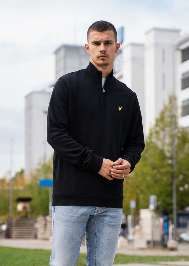 Lyle & Scott Truien Loopback quarter zip sweat - jet black